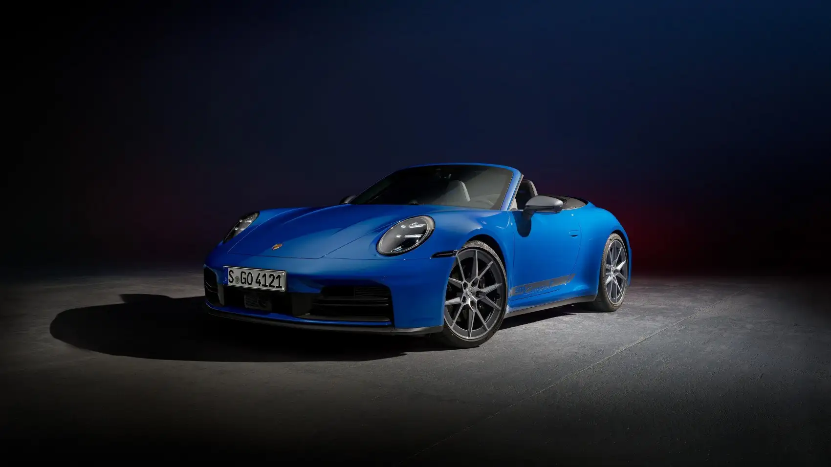 Review: 2024 Porsche 911 Cabriolet (992, Facelift 2024) Carrera T 3.0 (394 Hp)